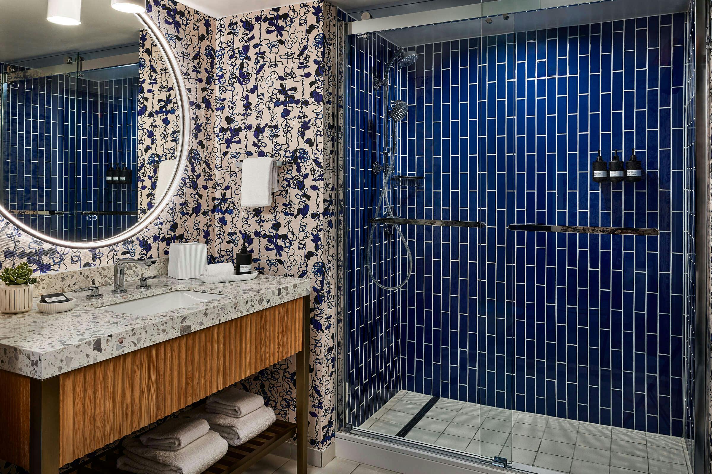 Hotel The Highland Dallas, Curio Collection by Hilton photo 4