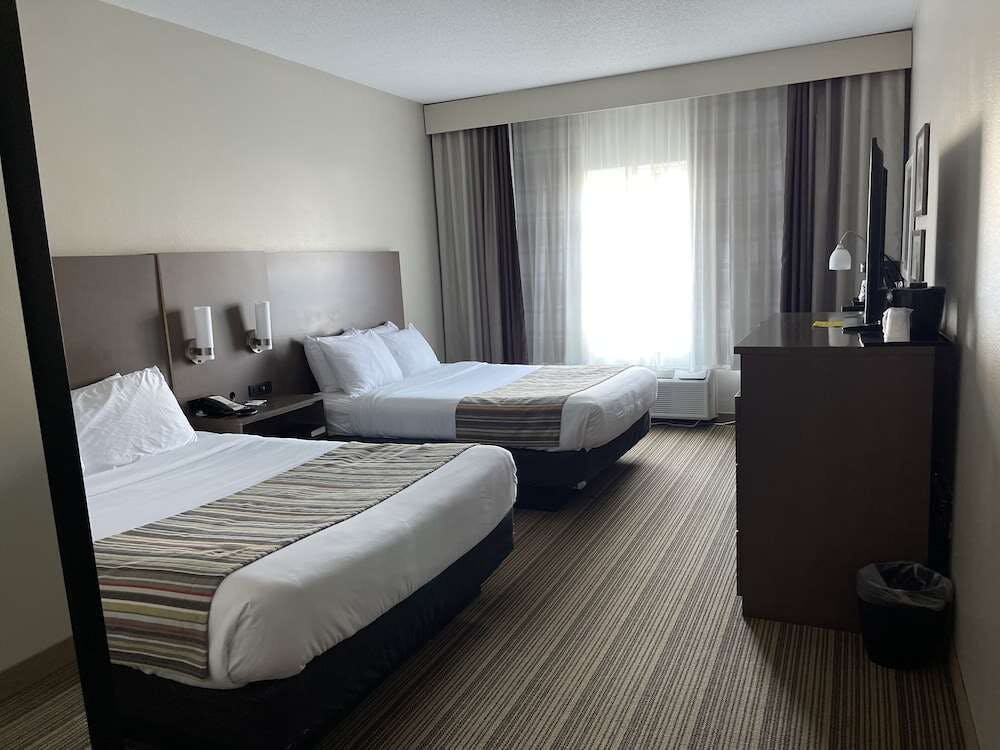 Hotel Country Inn & Suites by Radisson, Prairie du Chien photo 1