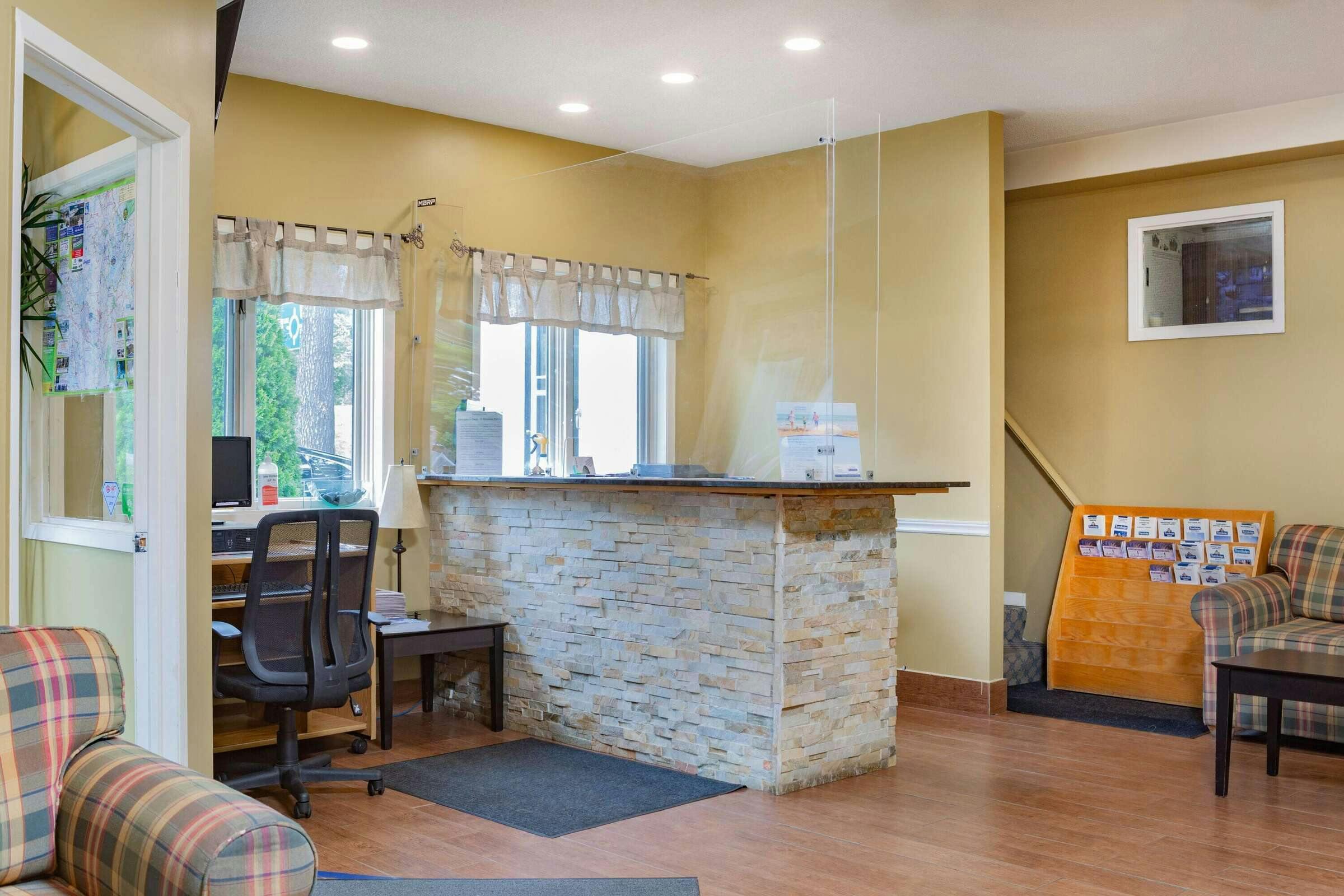 Hotel Travelodge Bracebridge photo 1