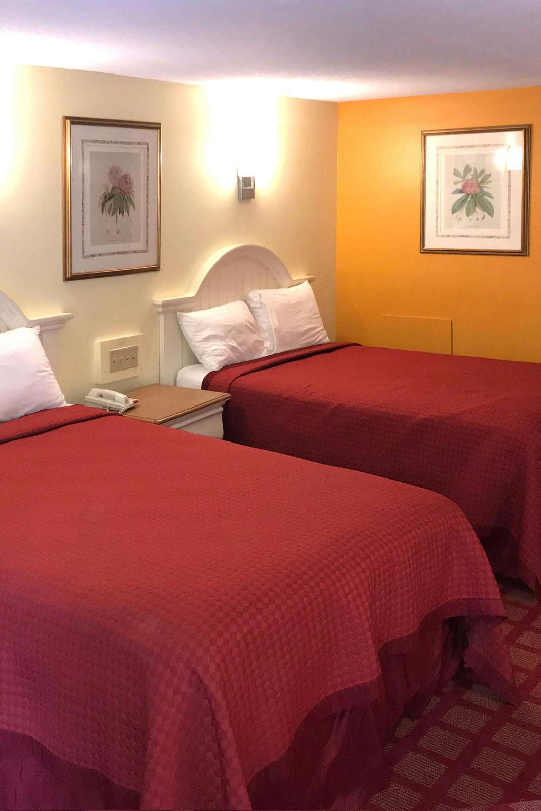 Hotel Captains Quarters Motel & Conference Center photo 2