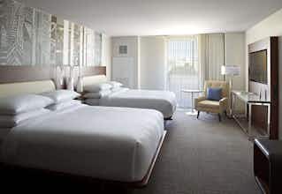 Hotel Marriott at the University of Dayton photo 2