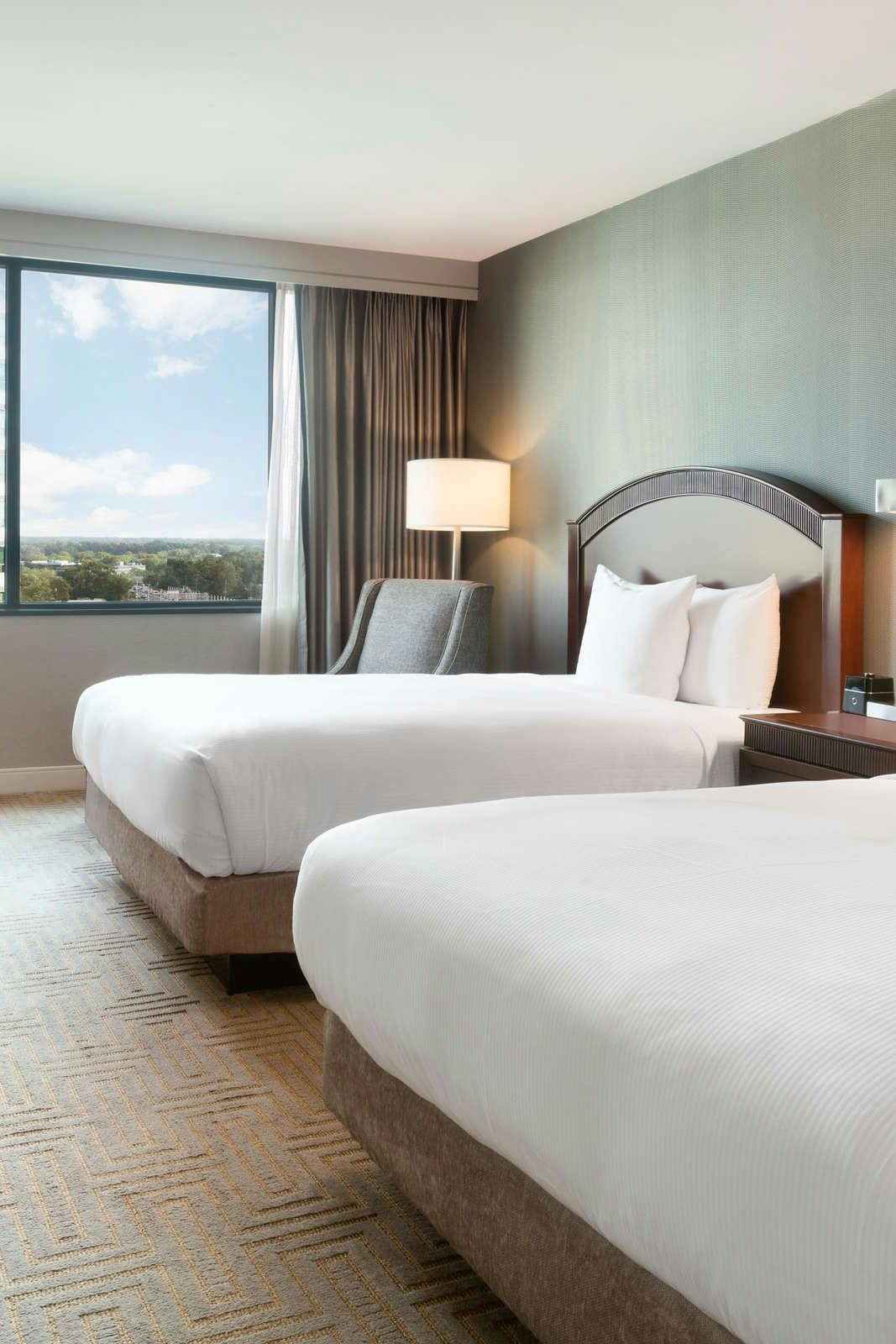 Hotel Hilton East Brunswick Hotel And Executive Meeting Center photo 3