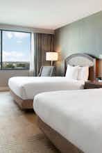 Hotel Hilton East Brunswick Hotel And Executive Meeting Center photo 3
