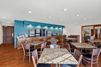 Hotel Best Western Plus Fort Wayne Inn & Suites North photo 3