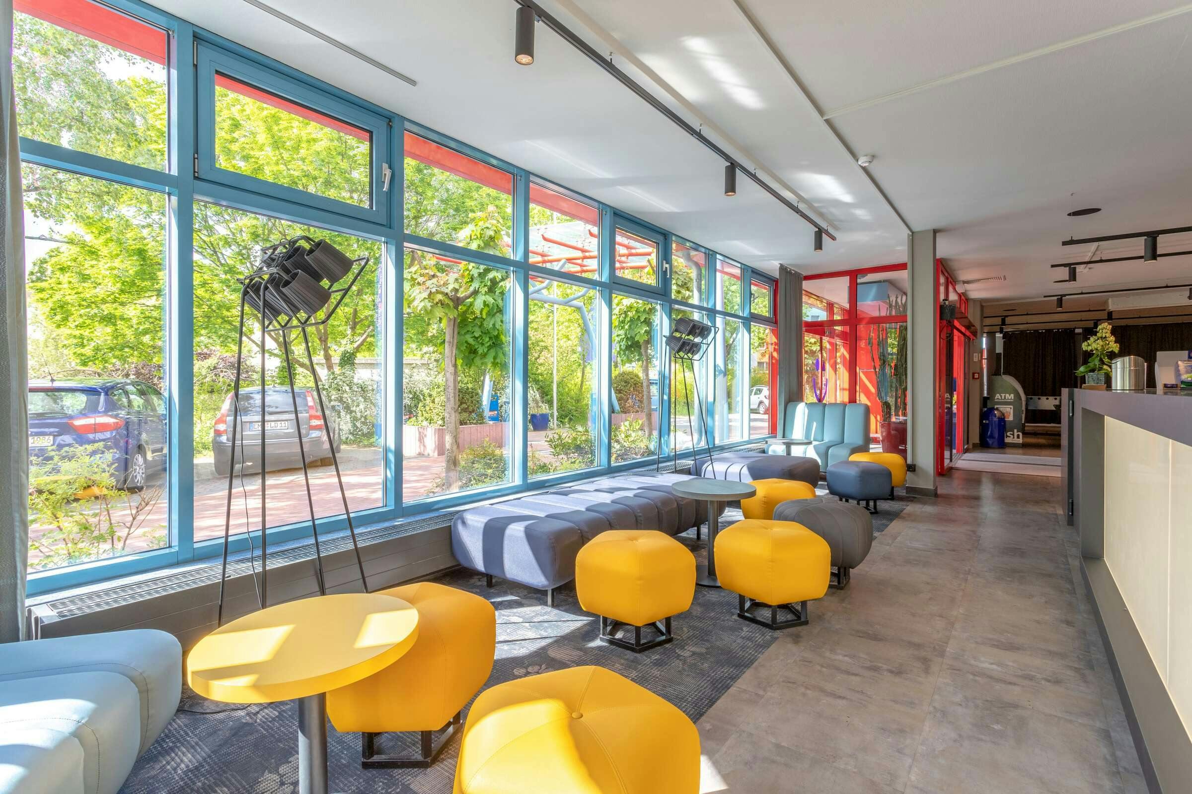 Hotel a&o Berlin Kolumbus photo 1