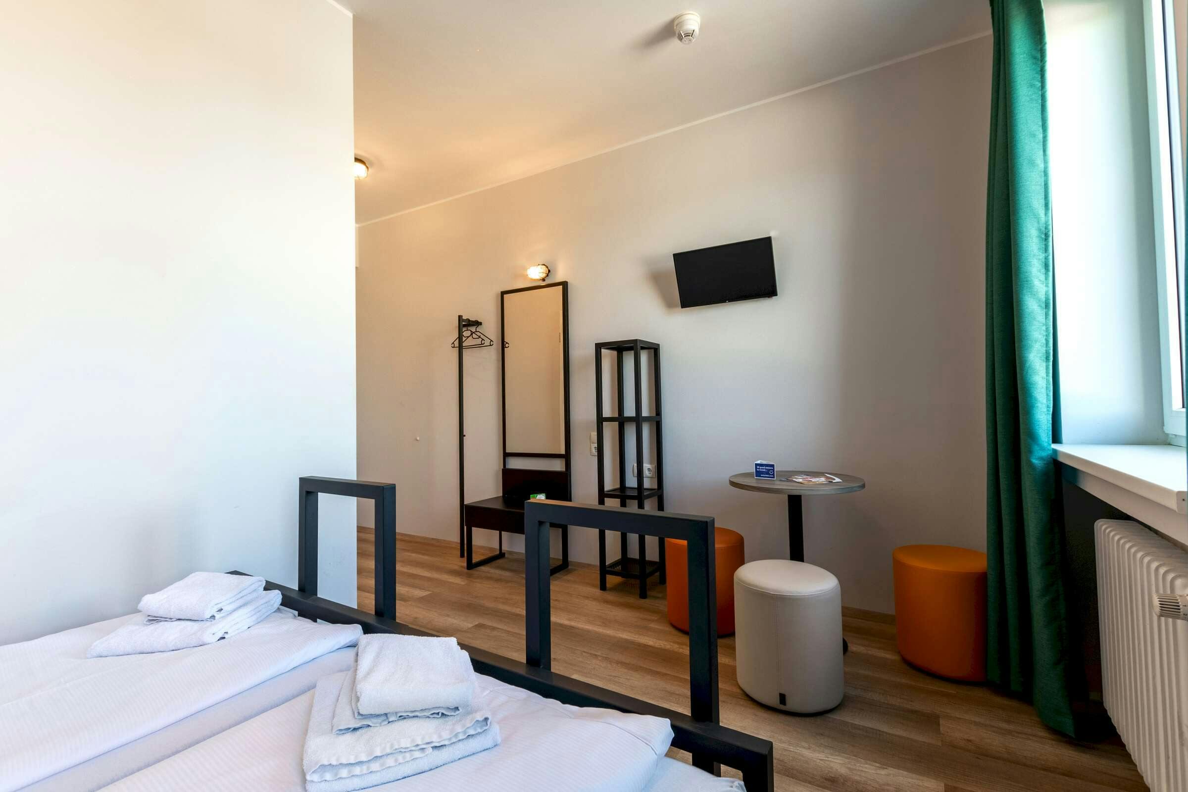 Hotel a&o München Laim photo 2