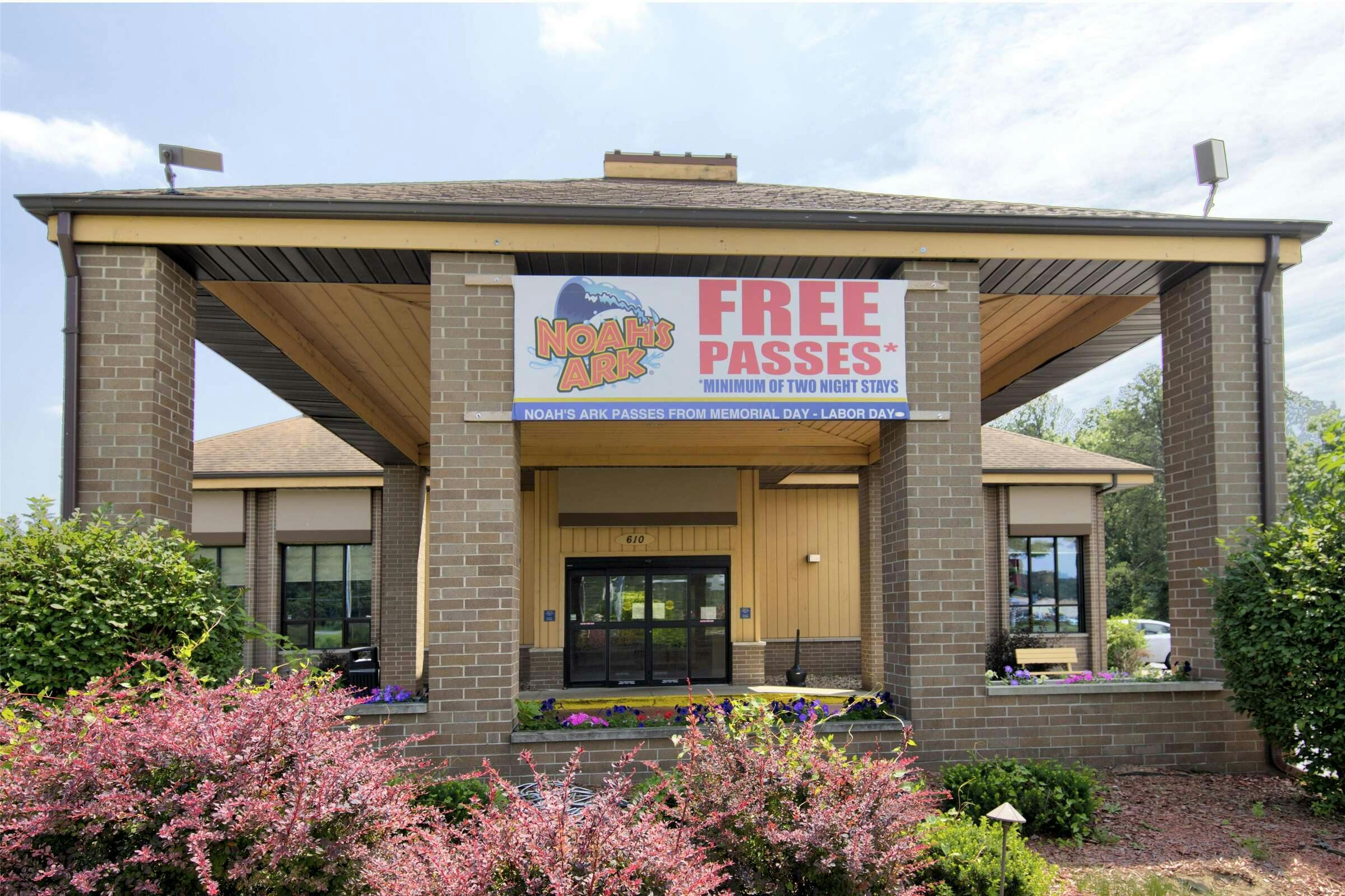 Best Western Ambassador Inn & Suites