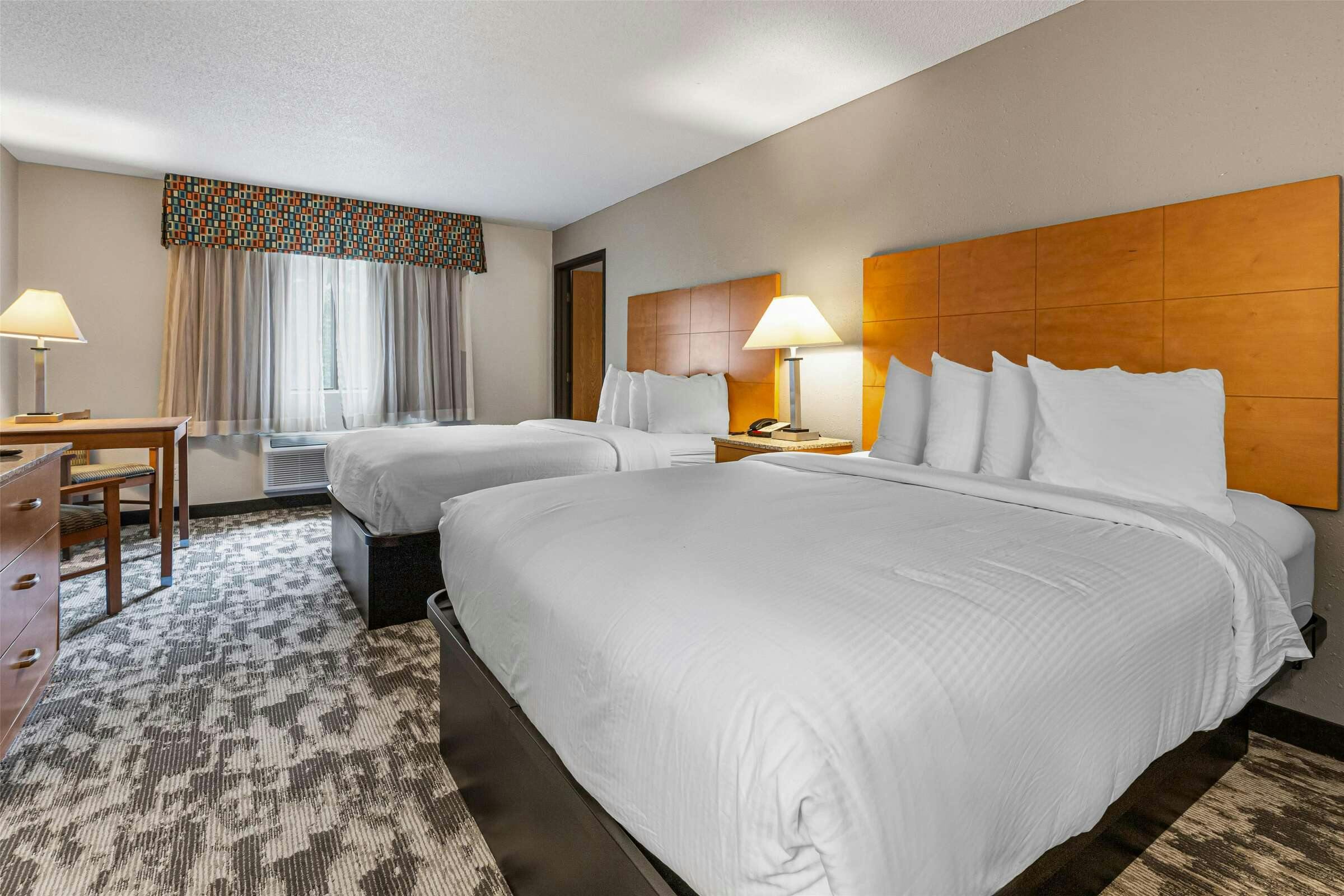 Hotel Best Western Ambassador Inn & Suites photo 5