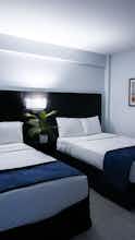 Hotel Sun and Sand Oceanfront Suites photo 2
