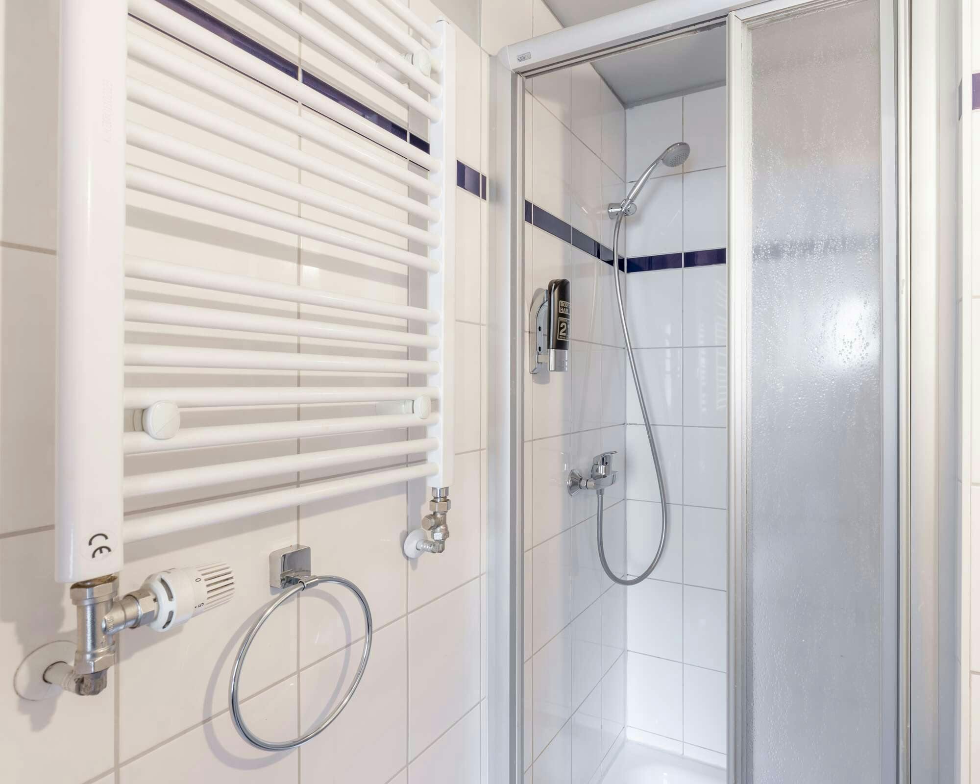 Hotel a&o Berlin Hauptbahnhof photo 4