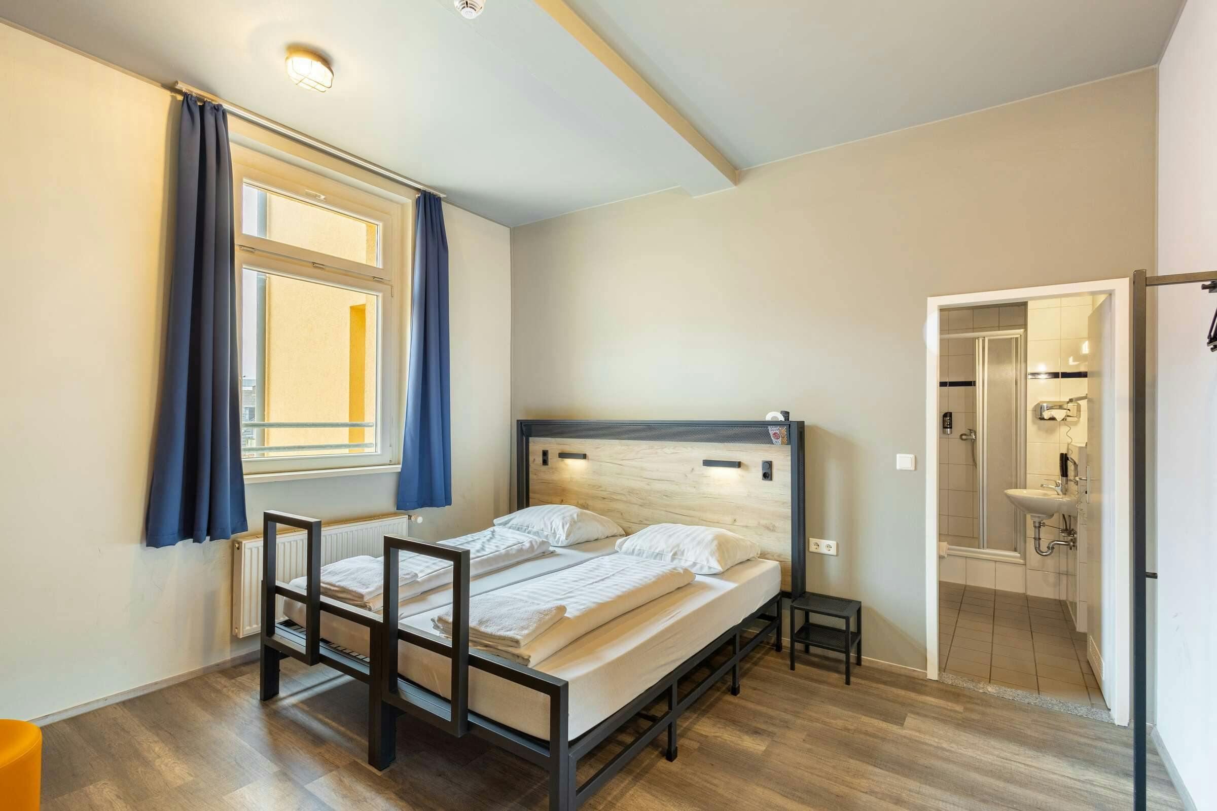 Hotel a&o Dortmund Hauptbahnhof photo 4