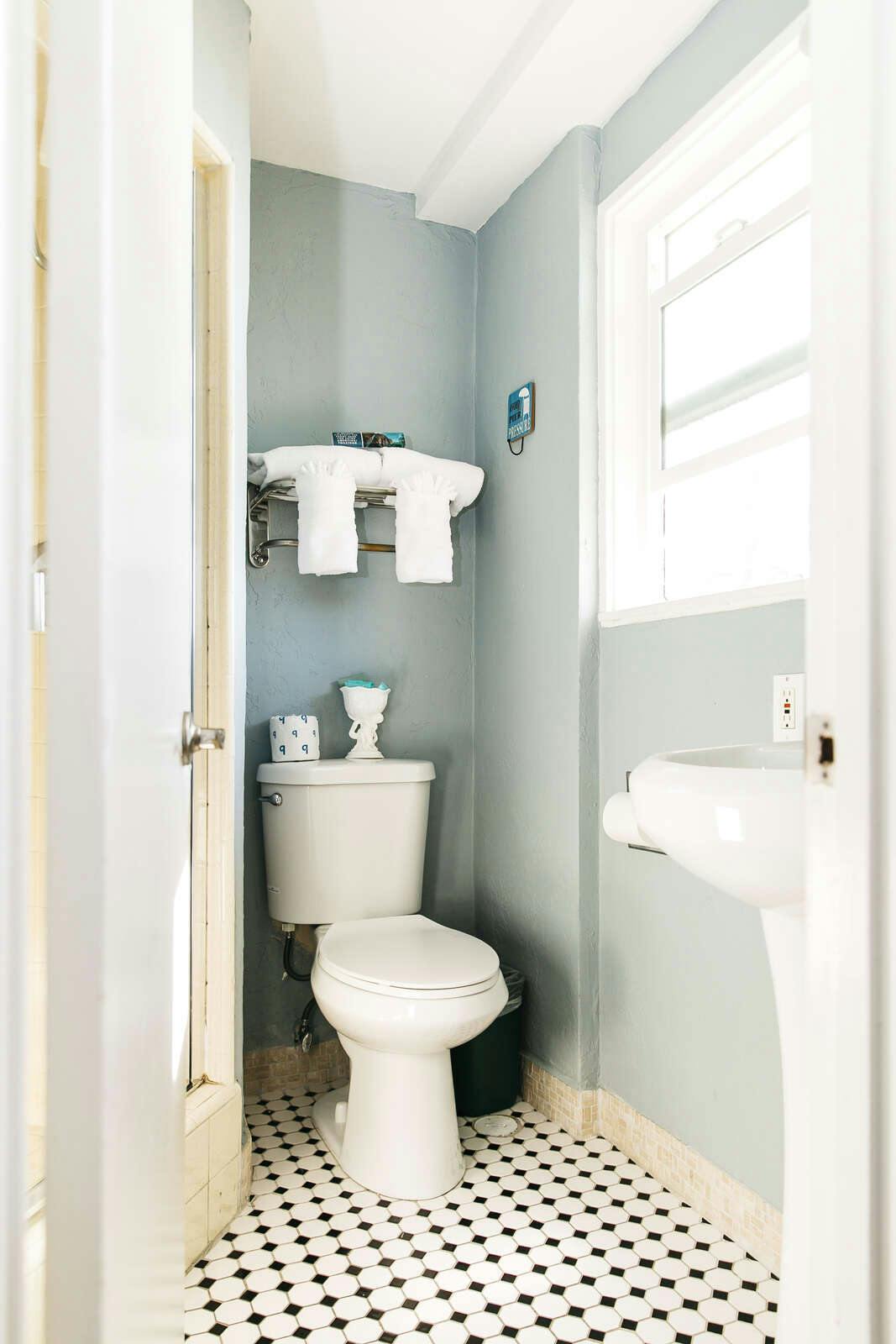 Hotel Laguna Cove Hotel Airbnb photo 1