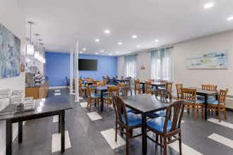 Hotel Sure Stay Plus Hotel By Best Western Niagara Falls East photo 2