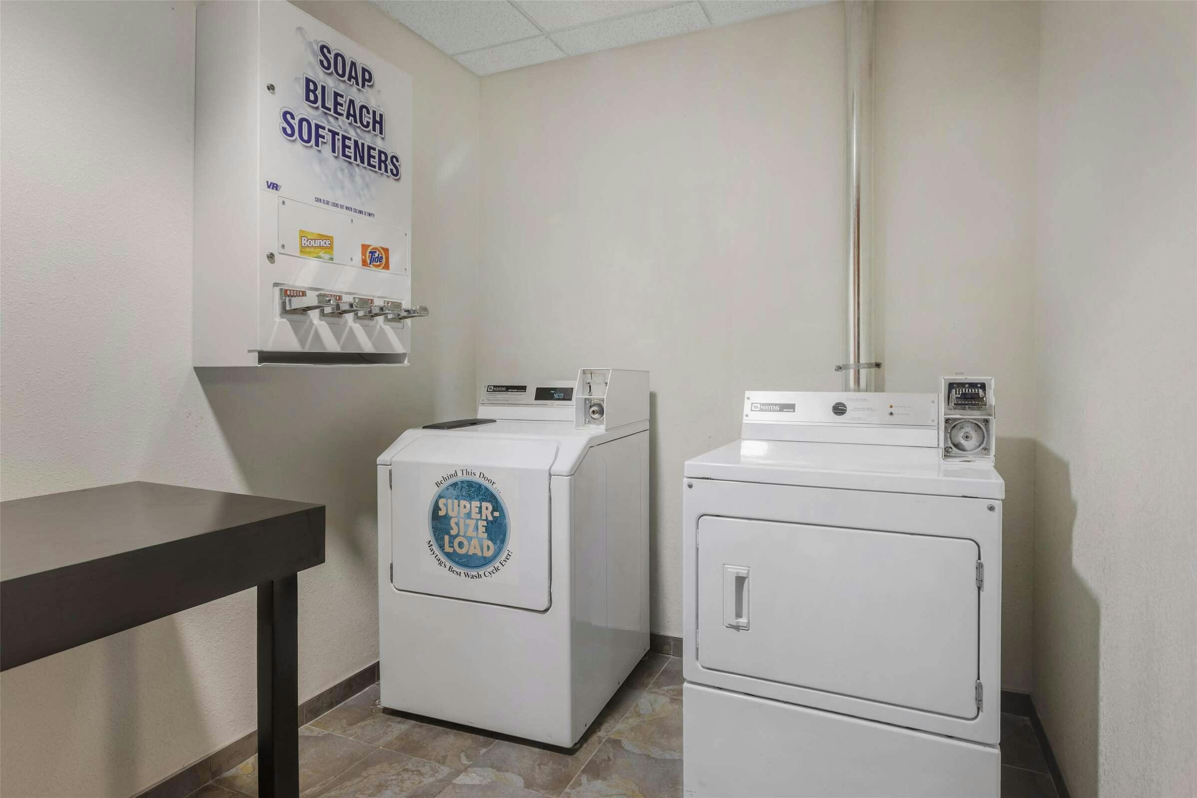 Hotel Sure Stay Plus Hotel By Best Western Niagara Falls East photo 5