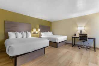 Hotel SureStay By Best Western Chambers Petrified Forest photo 2