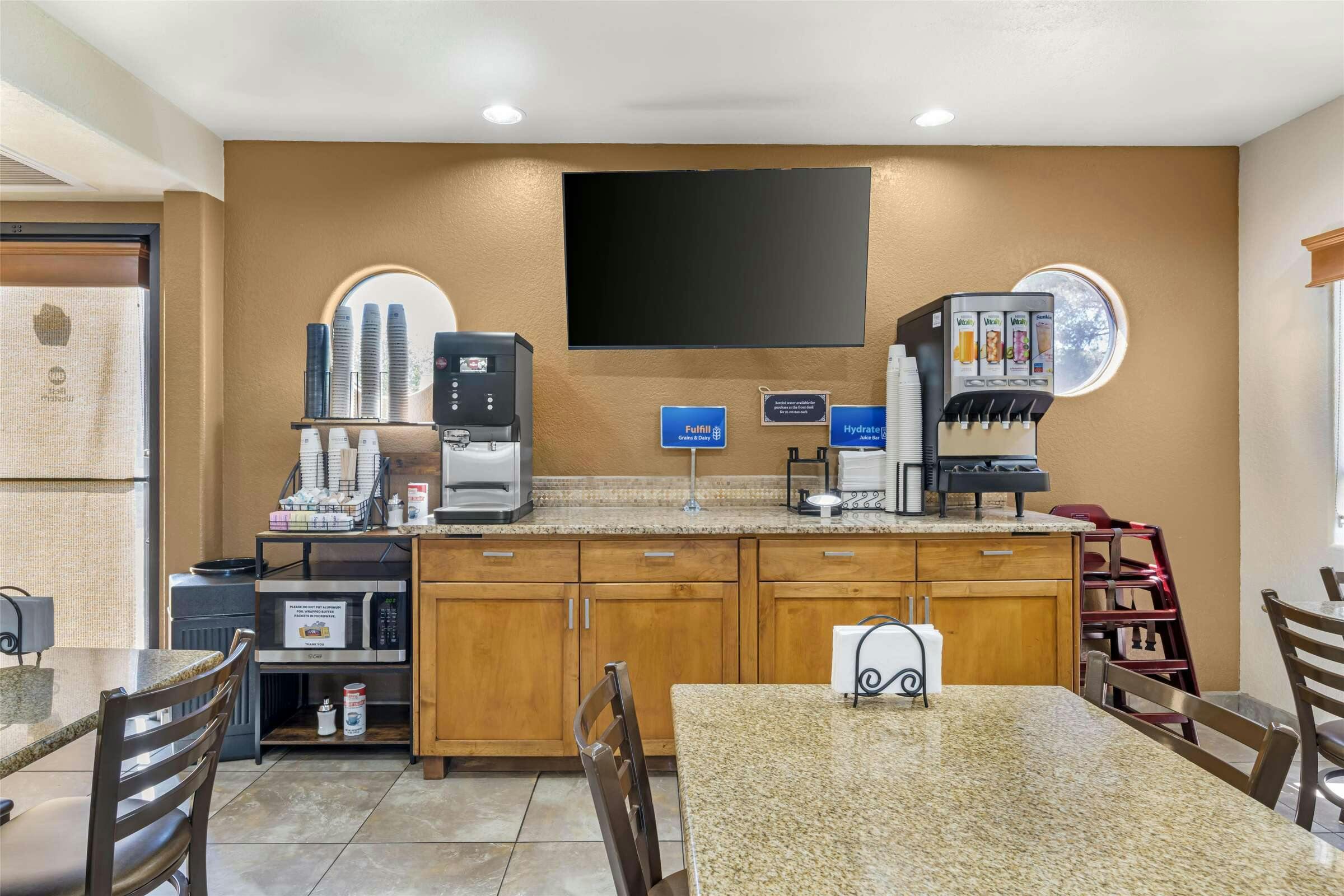 Hotel Best Western Cottonwood Inn photo 1