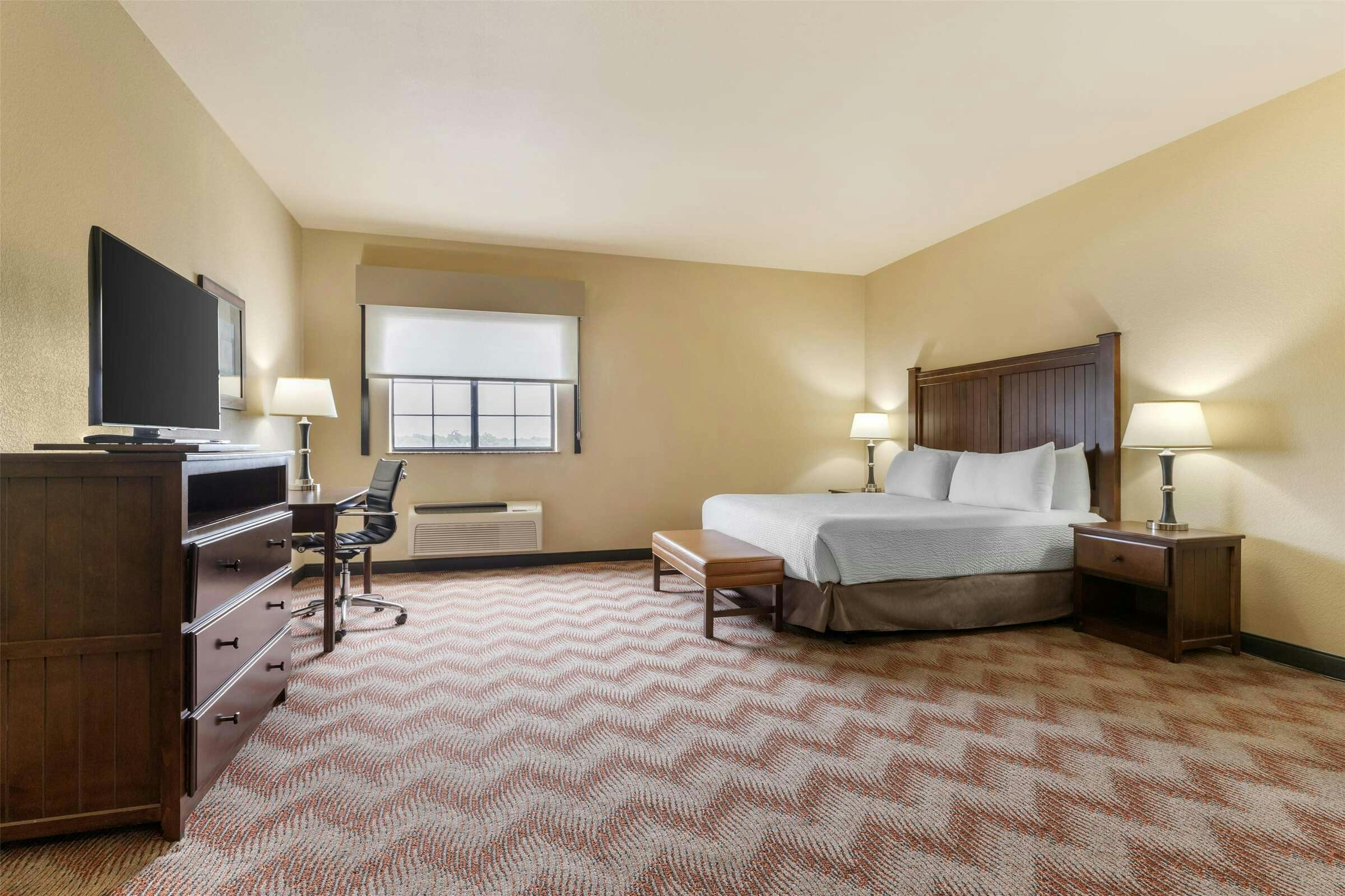 Hotel Best Western Plus Cimarron Hotel & Suites photo 1