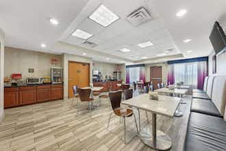 Hotel Best Western Plus San Antonio East Inn & Suites photo 4