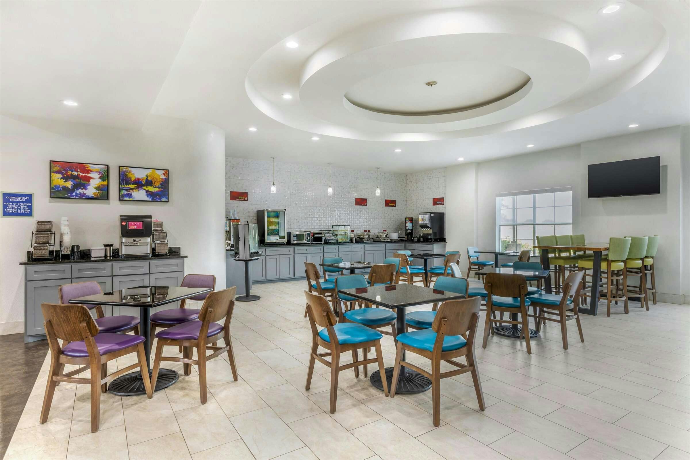 Hotel Best Western Plus Fort Worth Forest Hill Inn & Suites photo 4