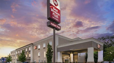 Best Western Plus Eastgate Inn & Suites
