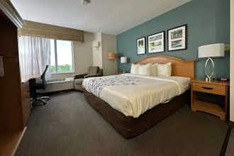 Hotel Baymont by Wyndham Slidell photo 3