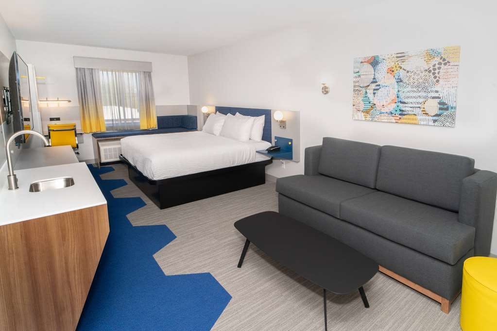 Hotel Microtel by Wyndham Newark NY photo 3