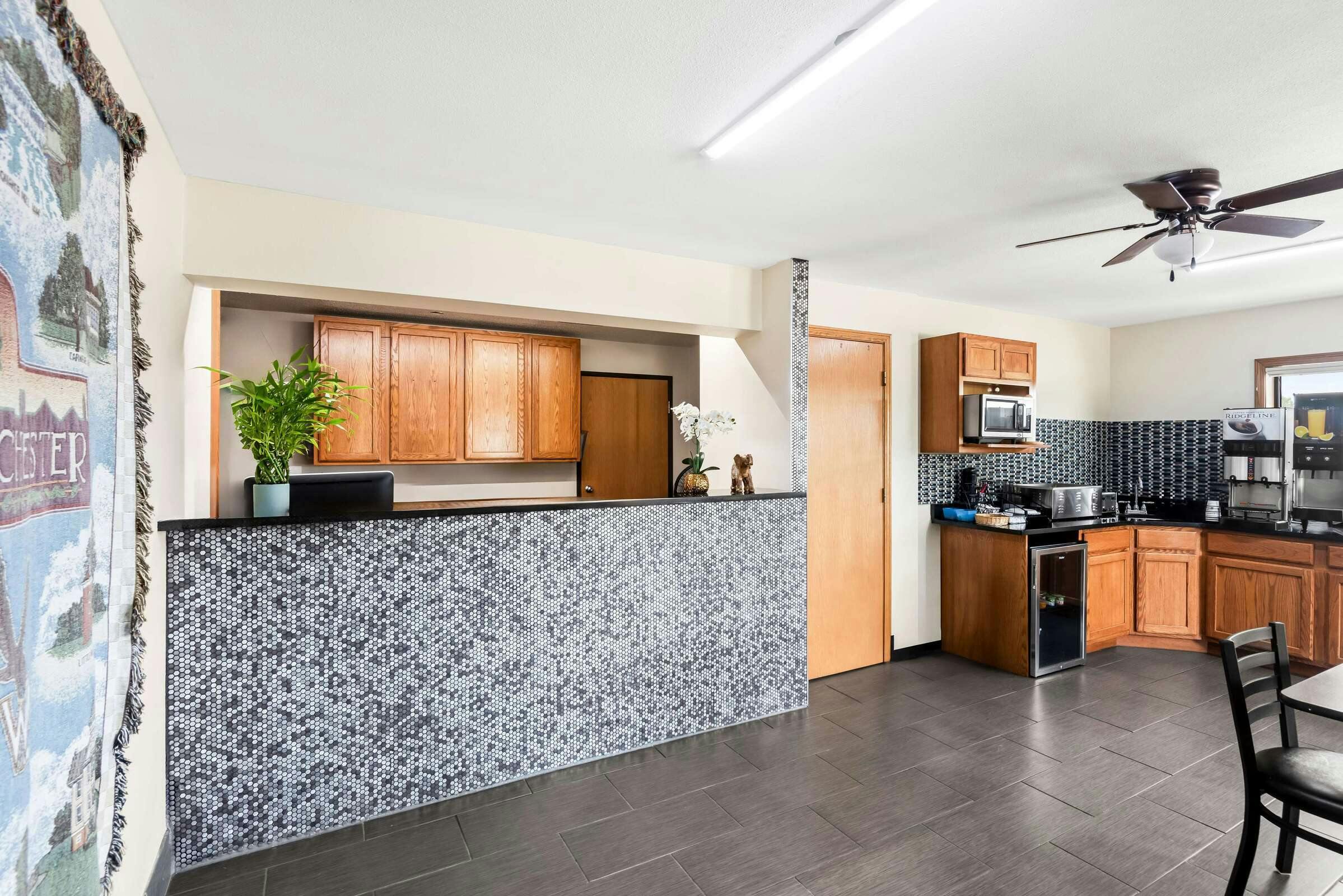 Hotel Sure Stay Hotel By Best Western Manchester photo 1