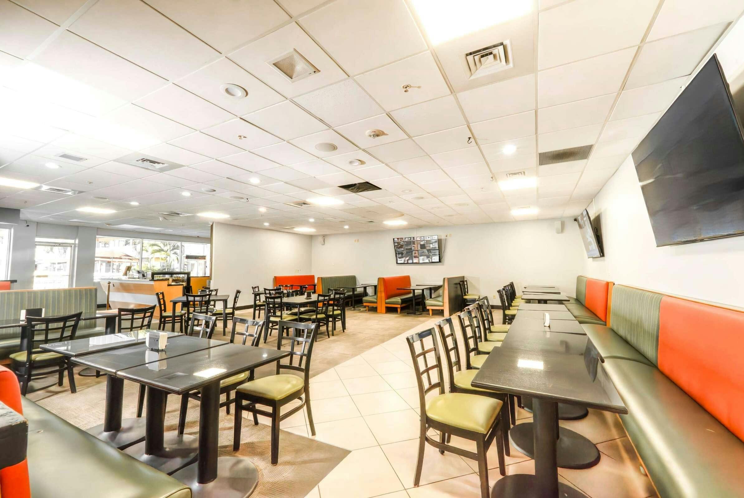 Hotel Ramada Hotel Water Park photo 1