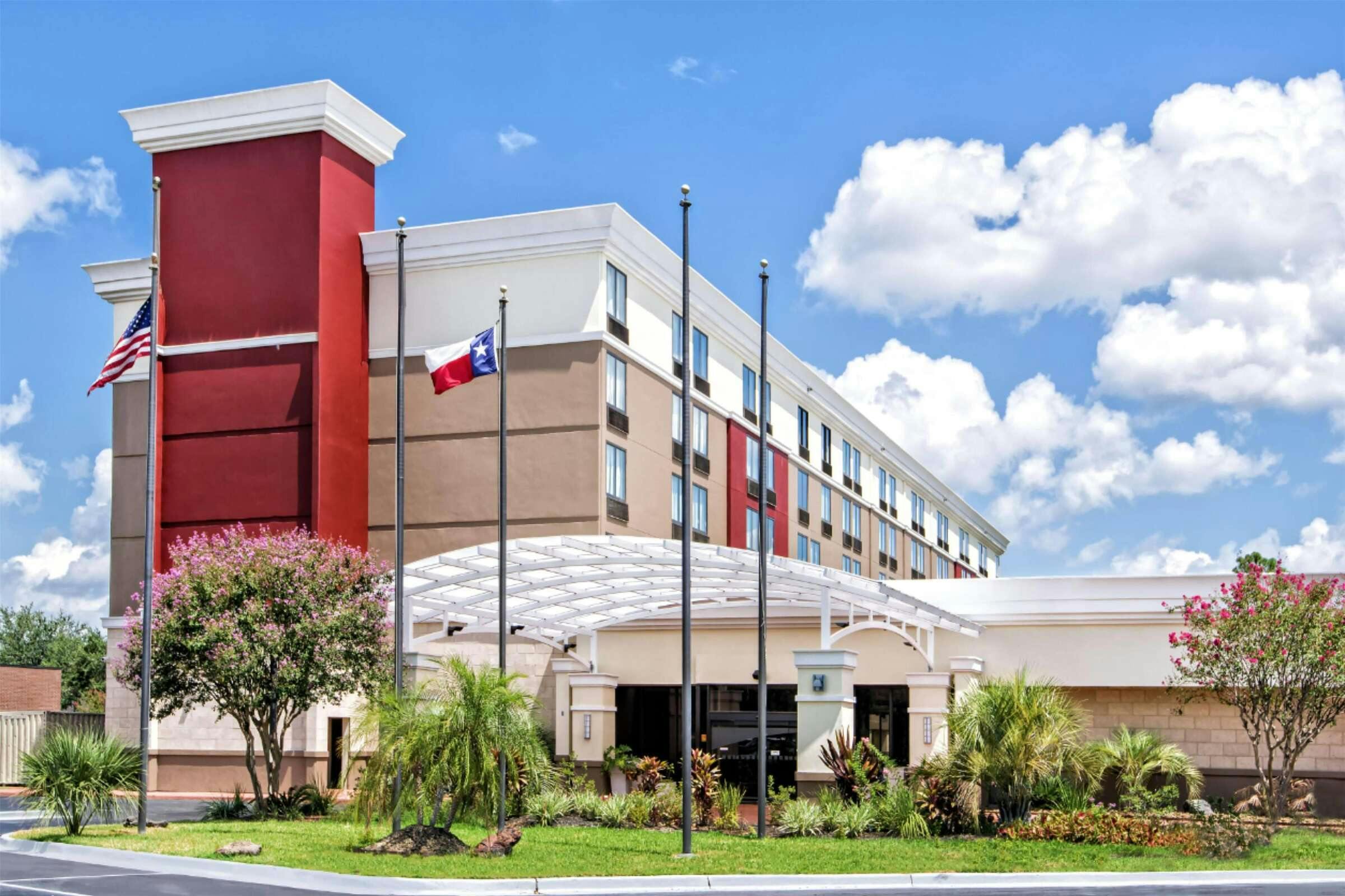 Hotel Wyndham Houston Sugarland photo 1