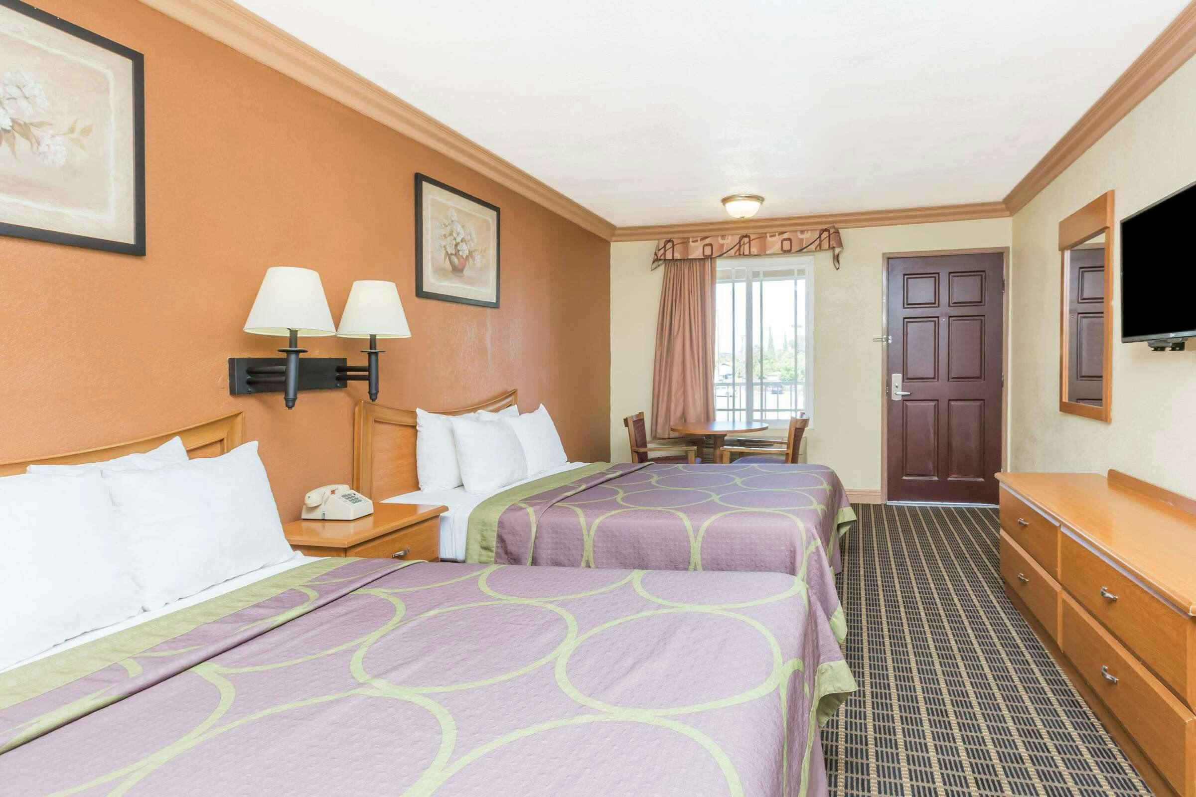 Hotel Super 8 Azusa photo 1