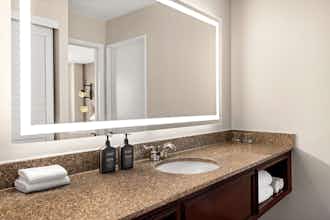 Hotel Sheraton Suites Galleria-Atlanta photo 5