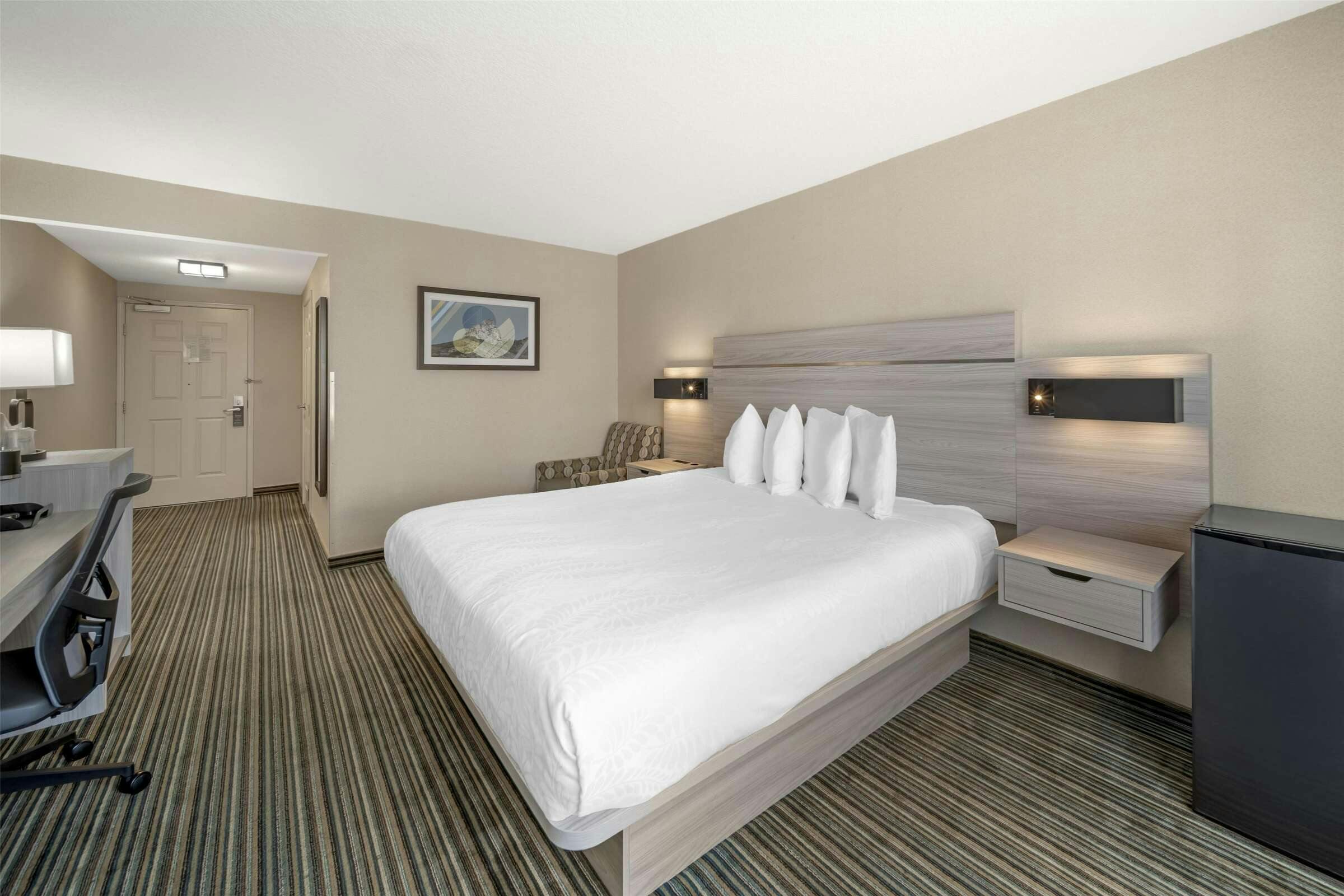 Hotel Best Western Plus Twin View Inn & Suites photo 3