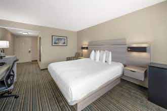 Hotel Best Western Plus Twin View Inn & Suites photo 3