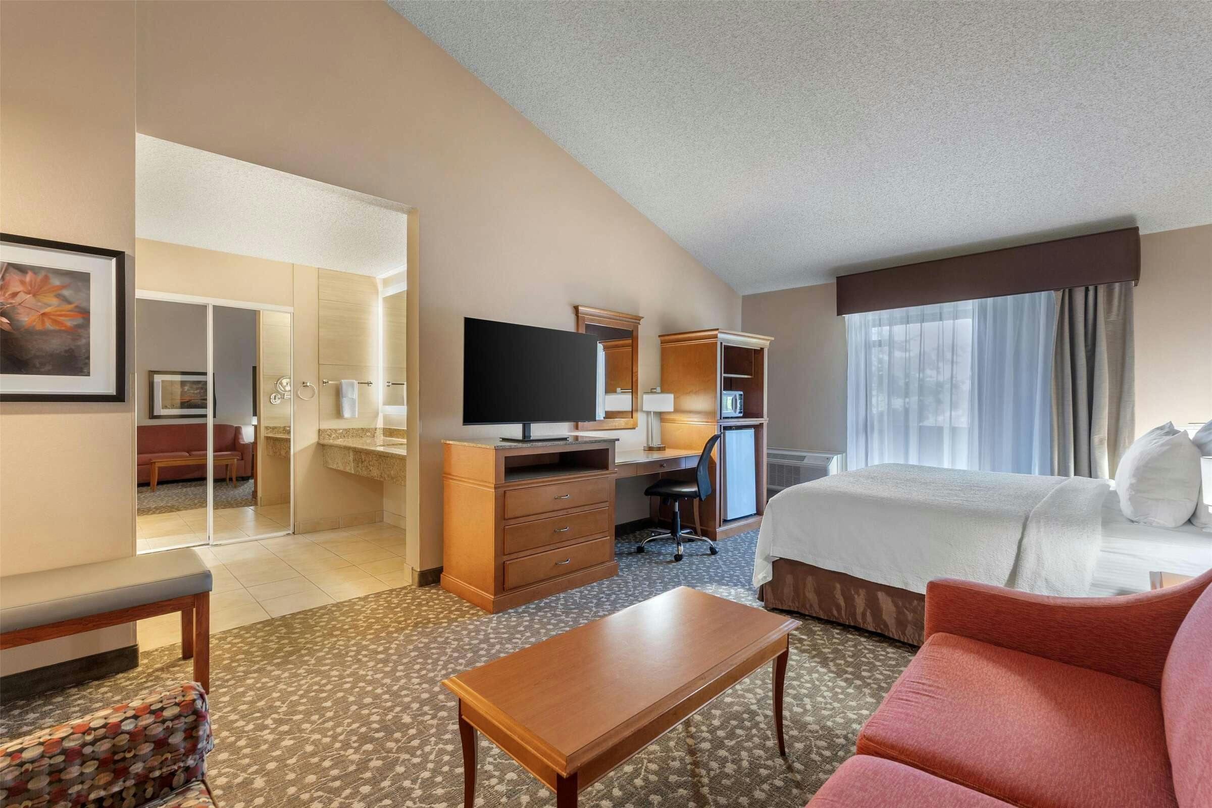 Hotel Best Western Plus Oak Harbor Hotel & Conference Center photo 1