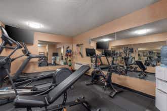 Hotel Best Western Plus Oak Harbor Hotel & Conference Center photo 5