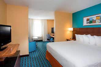 Hotel Wingate Oshkosh photo 1