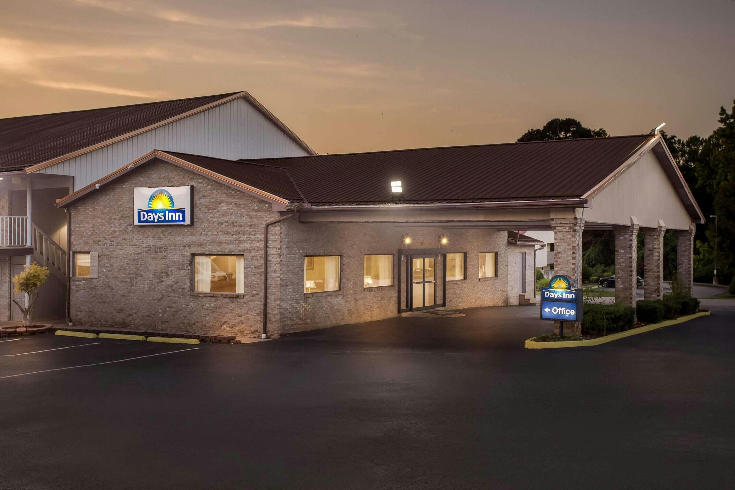 Hotel Days Inn Huntington photo 1