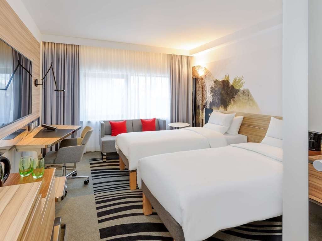 Hotel Novotel Wien Hauptbahnhof photo 1