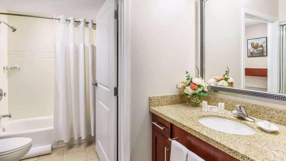 Hotel Residence Inn Burlington Colchester photo 4