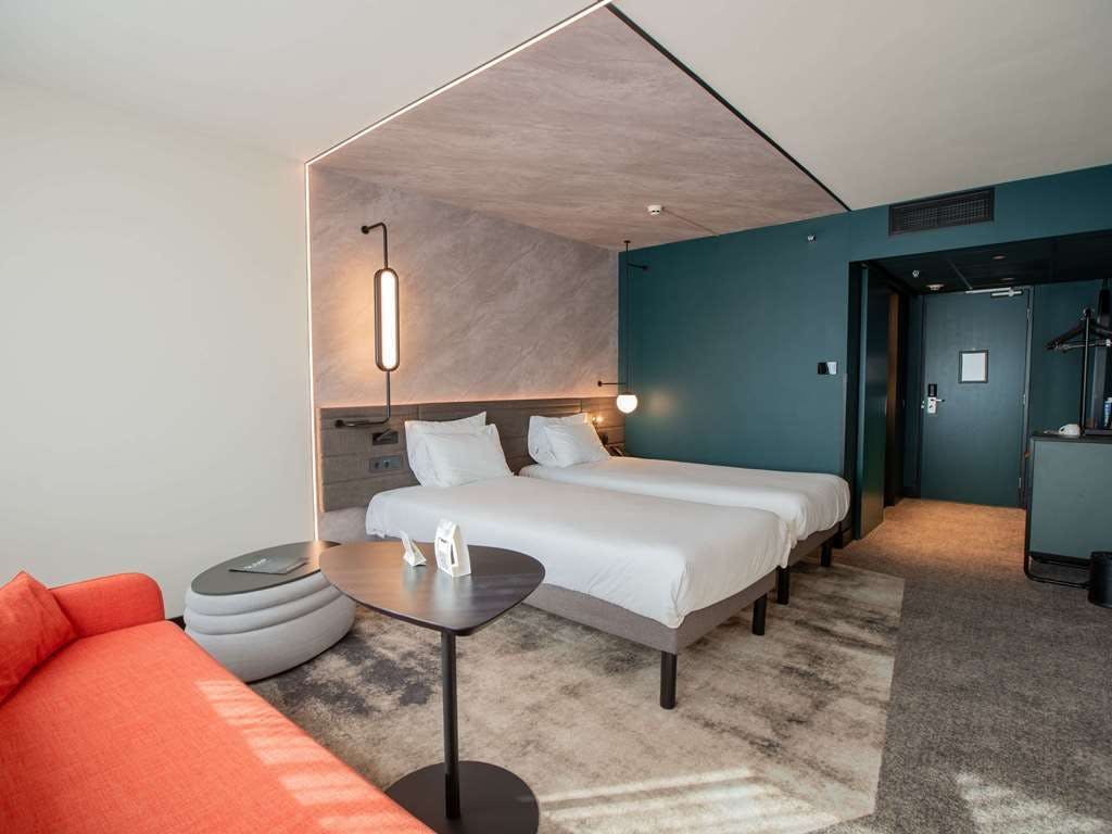 Hotel Novotel Rotterdam Brainpark photo 1