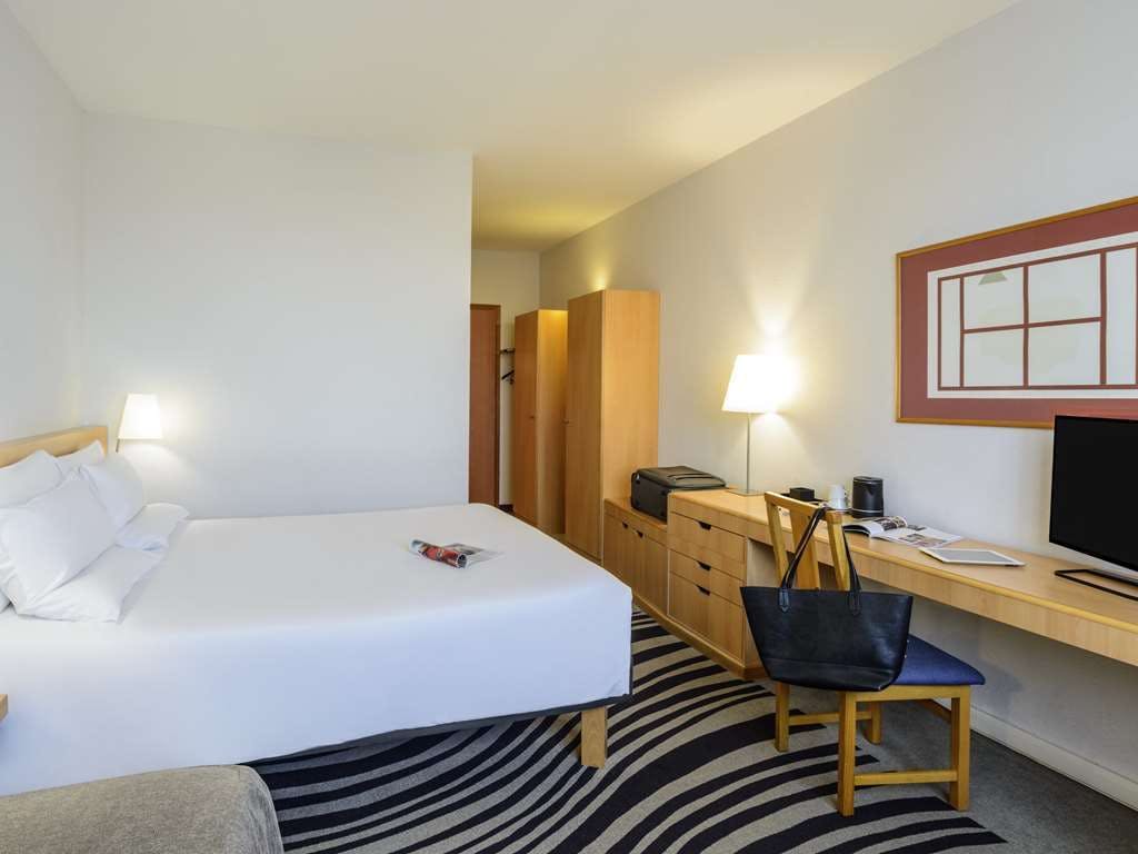 Hotel Novotel Torino Corso Giulio Cesare photo 2