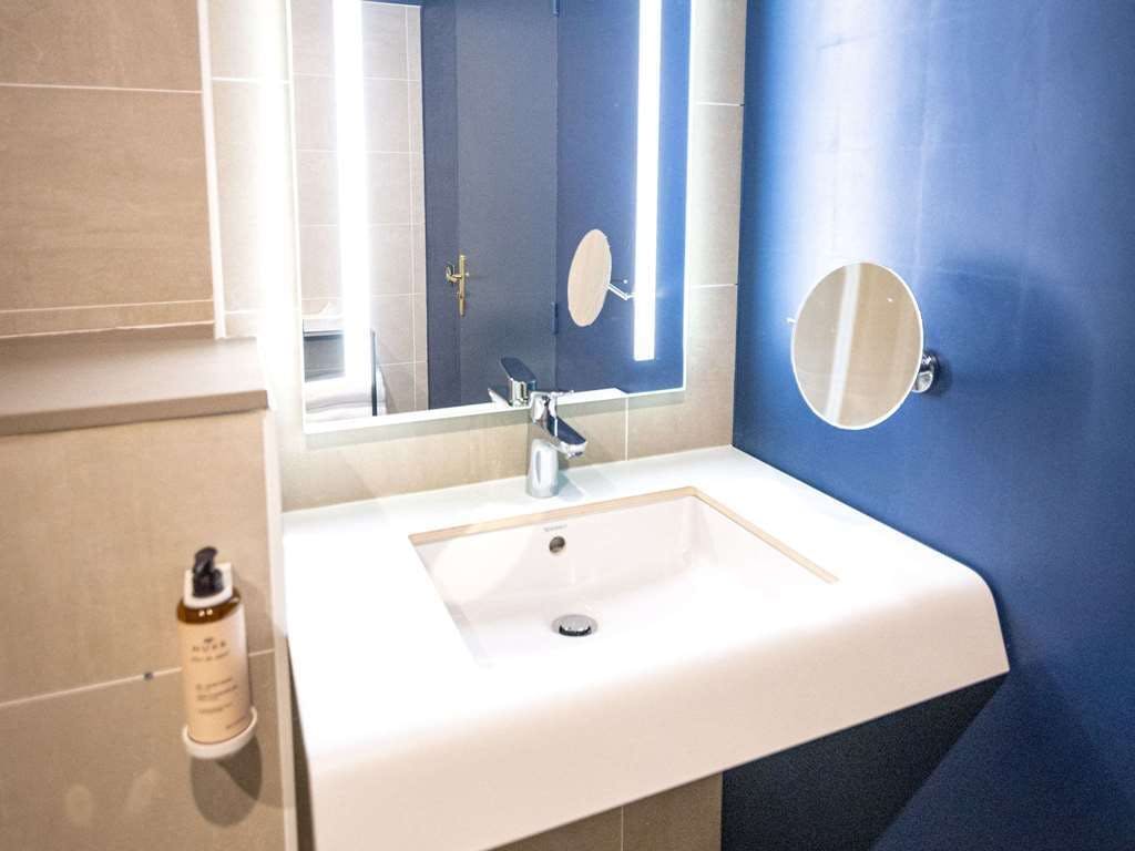 Hotel Mercure Rochefort La Corderie Royale photo 5