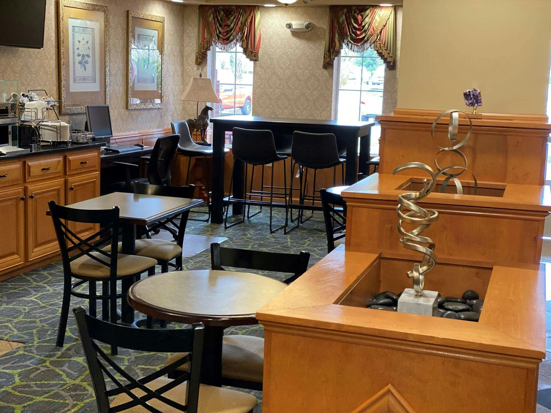 Hotel Sure Stay Plus Hotel By Best Western Warner Robins Afb photo 5