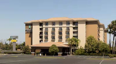 Embassy Suites by Hilton Anaheim North