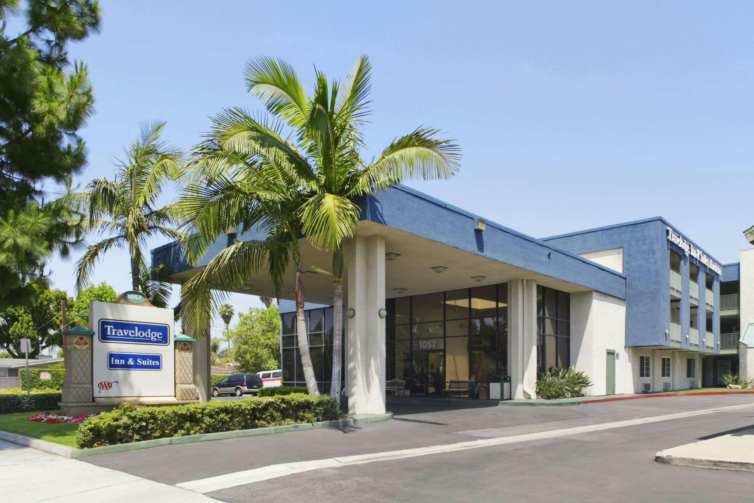 Travelodge on Disneyland Dr