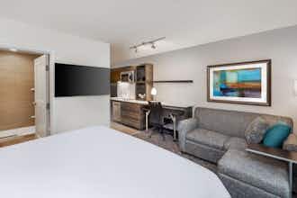 Hotel TownePlace Suites Austin Northwest/The Domain photo 1