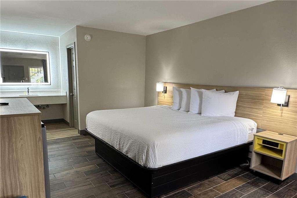 Hotel Travelodge Gainesville photo 5