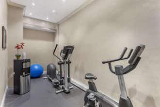 Hotel Best Western Queens Gold Coast photo 2