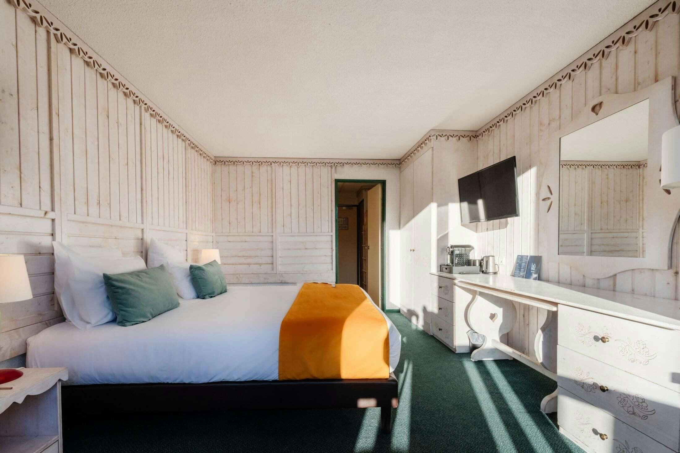 Hotel Lake Hotel Courchevel 1850 by Happyculture photo 4