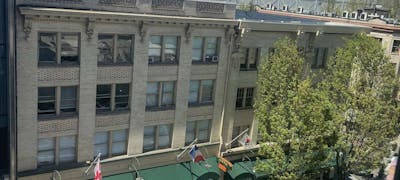 Washington Plaza Apartments